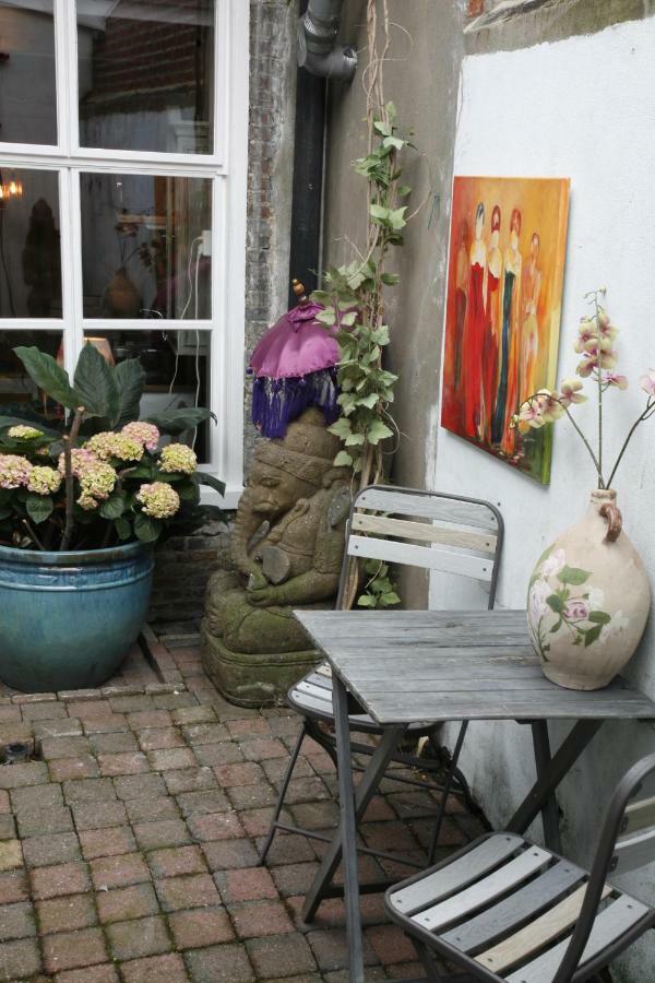 Bed and Breakfast Downtown46 Bergen op Zoom Exterior foto
